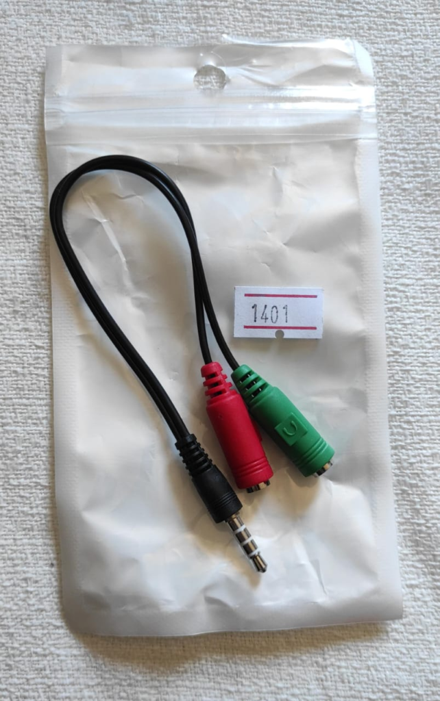 ADAPTADOR DE 2 JACK 3.5 (MIC Y AUDIO) A MINIPLUG 3.5 DE 4 CONTACTOS (MIC Y AUDIO)