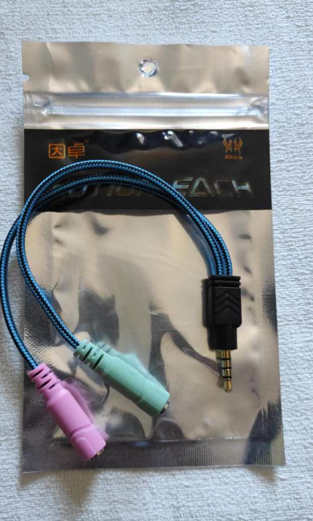 ADAPTADOR DE 2 JACK 3.5 (MIC Y AUDIO) A MINIPLUG 3.5 DE 4 CONTACTOS (MIC Y AUDIO) REFORZADO/MALLADO