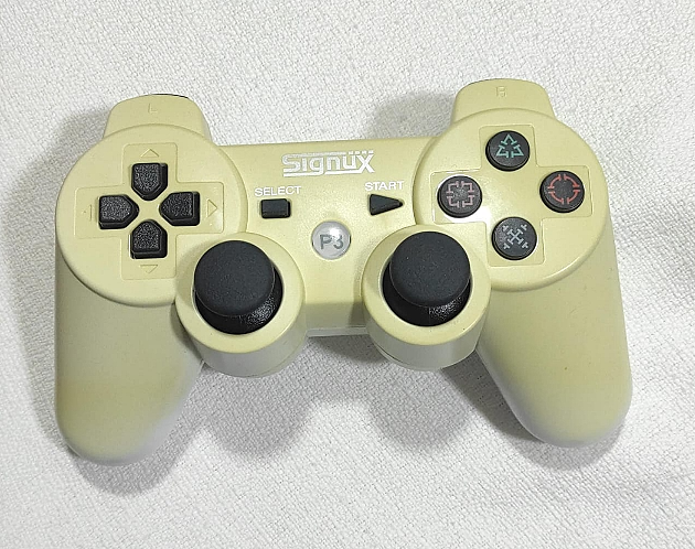 JOYSTICK PS3 DUALSHOCK TIPO "A" INALÁMBRICO SIGNUS GP003 (OFERTA POR CAMBIO DE COLOR VIDRIERA)