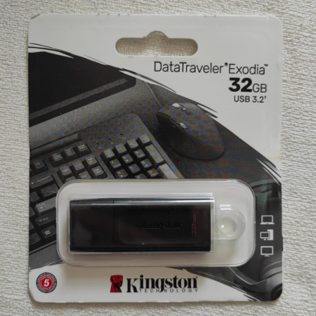 PEN DRIVE 32G KINGSTON DATA TRAVELLER EXODIA USB 3.2