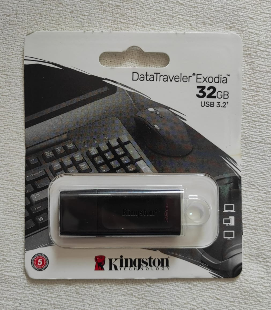 PEN DRIVE 32G KINGSTON DATA TRAVELLER EXODIA USB 3.2