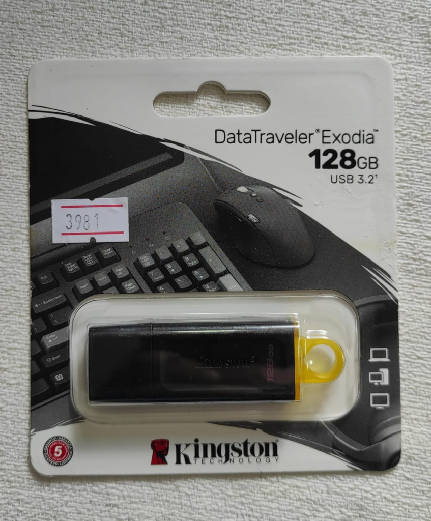 PEN DRIVE 128G KINGSTON DATA TRAVELLER EXODIA USB 3.2