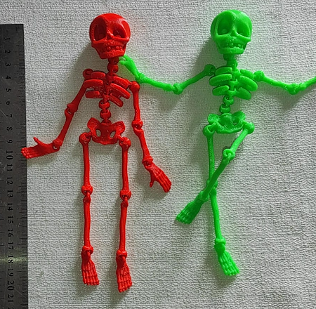 ESQUELETO 3D GRANDE 20CM