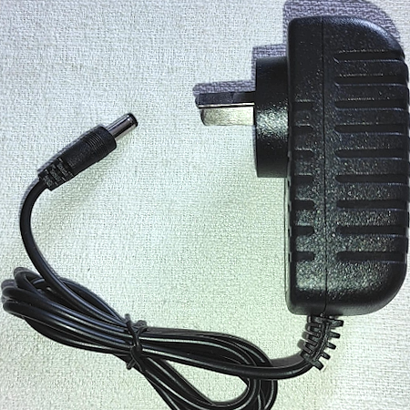 FUENTE DE 12V 2A A TOMA DE 220V DE PARED