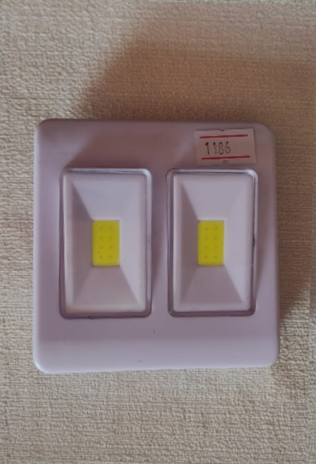 LUZ LED COB DOBLE TECLA 82X82MM USA 3 PILAS AAA - IDEAL PLACARD, BAJOMESADA, ENTRADAS ETC. - Imagen 4