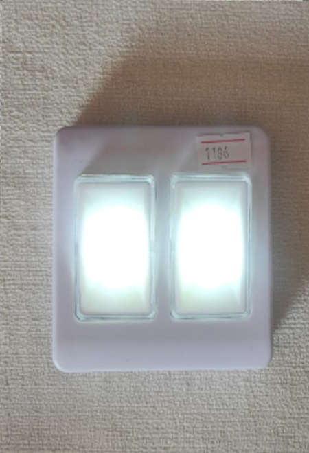 LUZ LED COB DOBLE TECLA 82X82MM USA 3 PILAS AAA - IDEAL PLACARD, BAJOMESADA, ENTRADAS ETC.