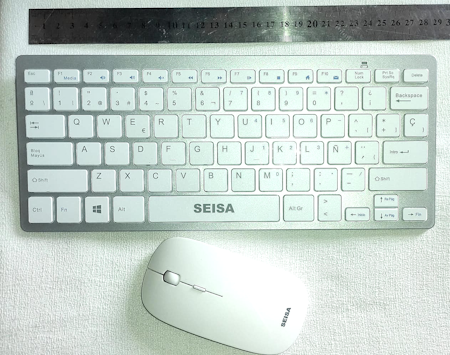 TECLADO INALÁMBRICO CON MOUSE (KIT) SEISA  DN-H263 ANTIDERRAME - CONEXIÓN INTELIGENTE -